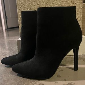 Black bootie- Size 6